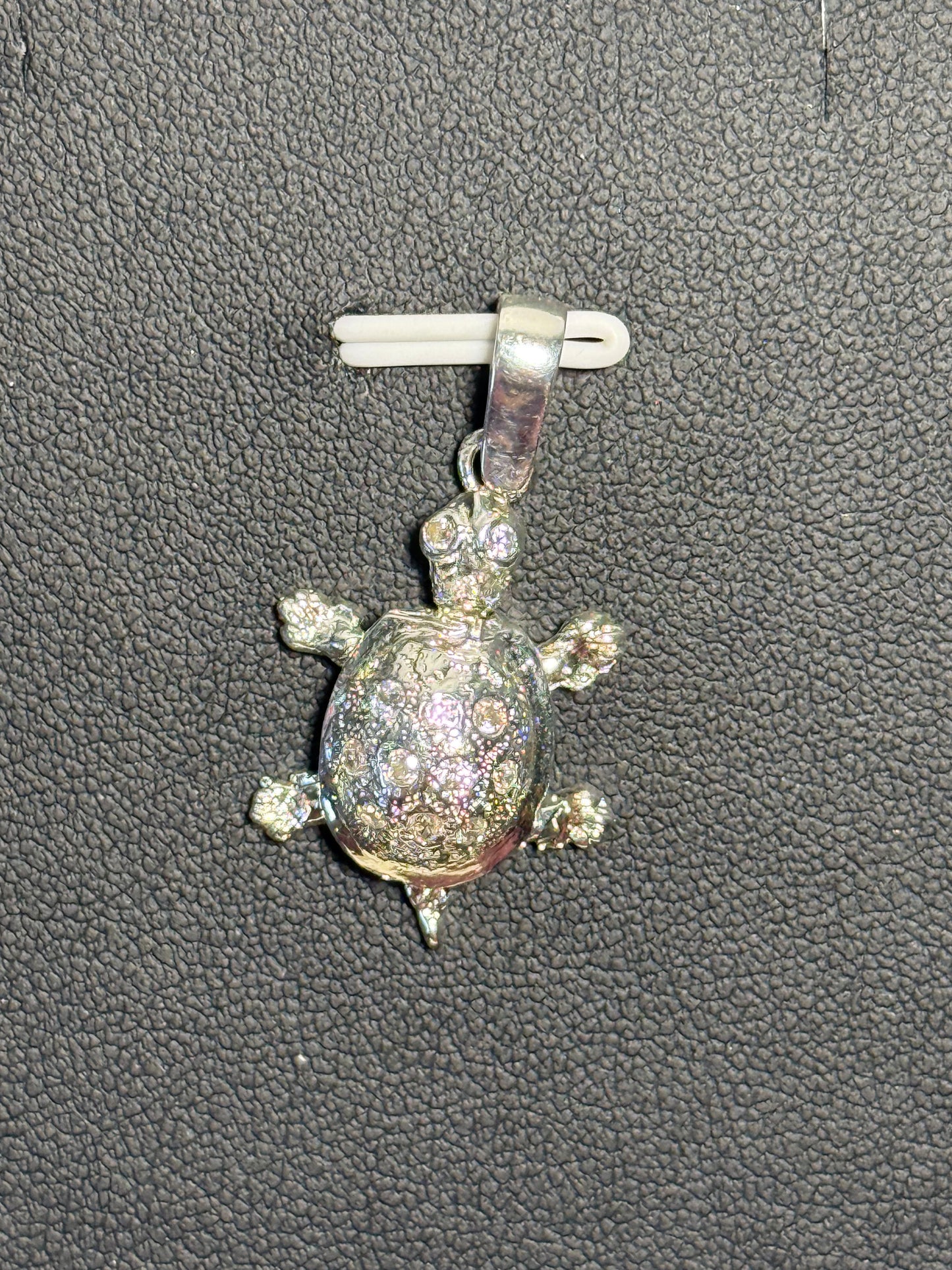 Moving Turtle Pendant
