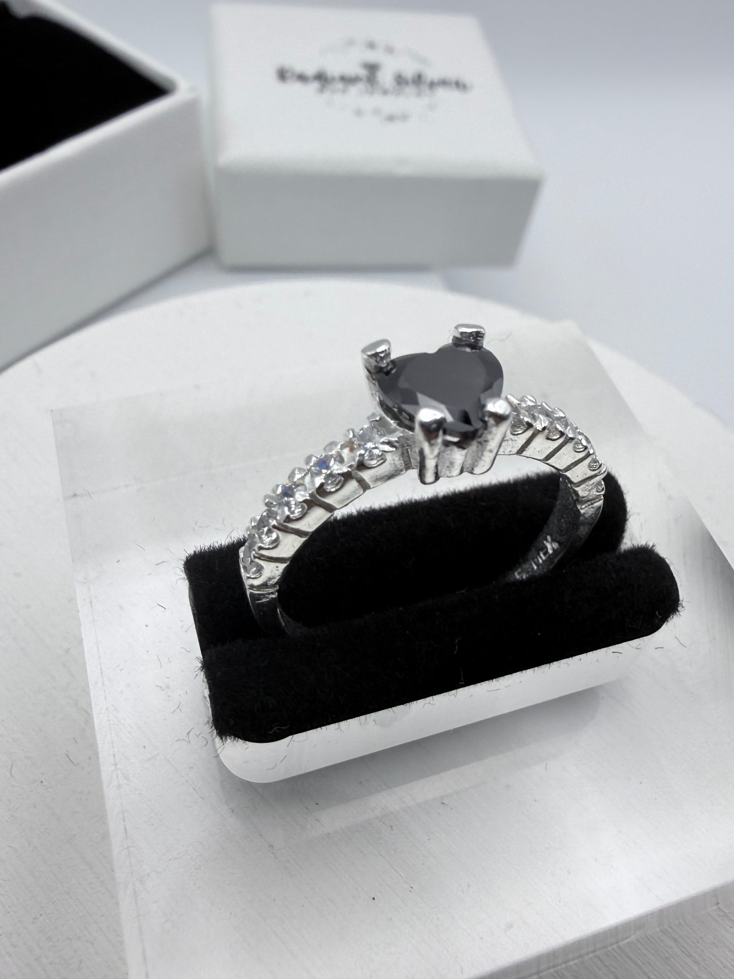 Black Heart with cubic Zirconia on Sides Ring