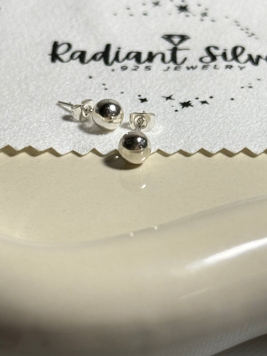 Pumped Spheres Studs