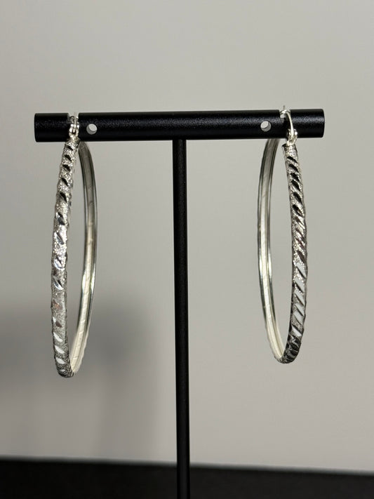 Lined Hoops