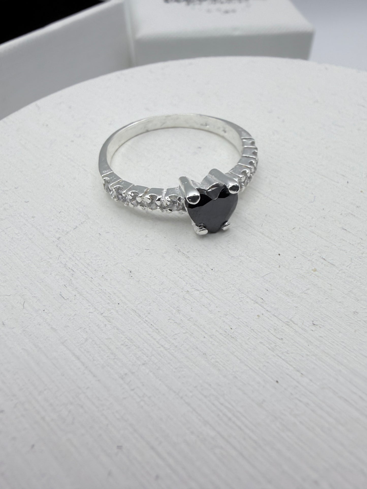 Black Heart with cubic Zirconia on Sides Ring