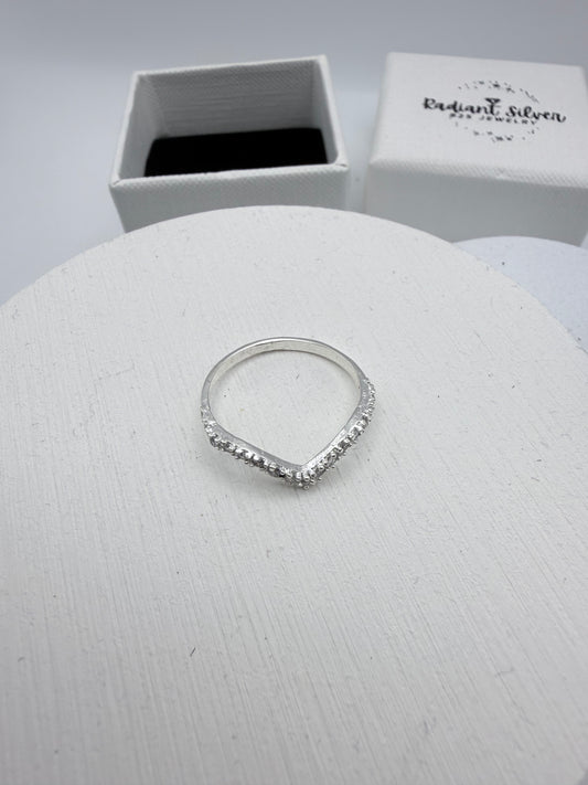 V Shaped Ring